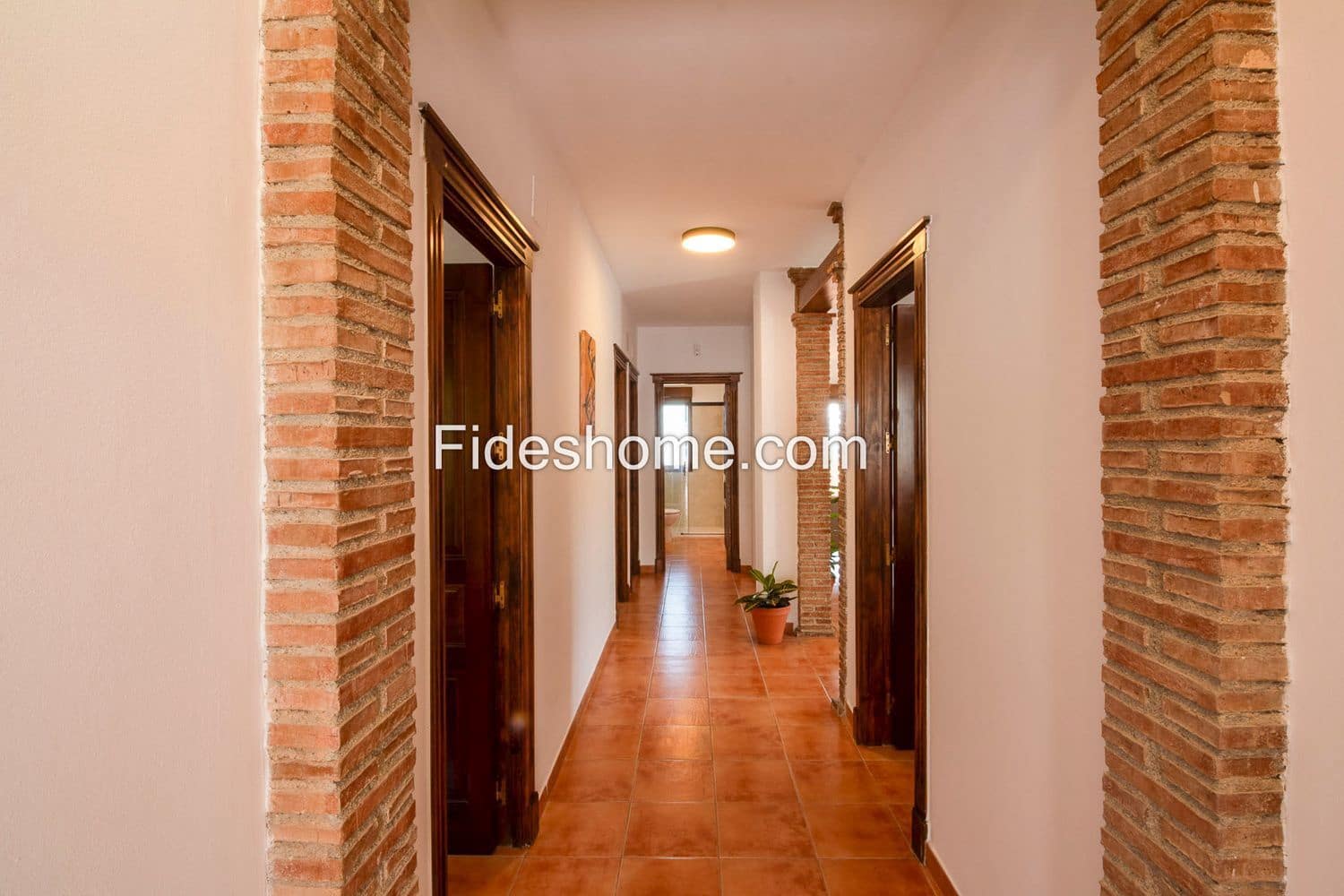 3 bedroom Villa for sale in Durcal with pool garage - € 357,000 (Ref: 9891673)