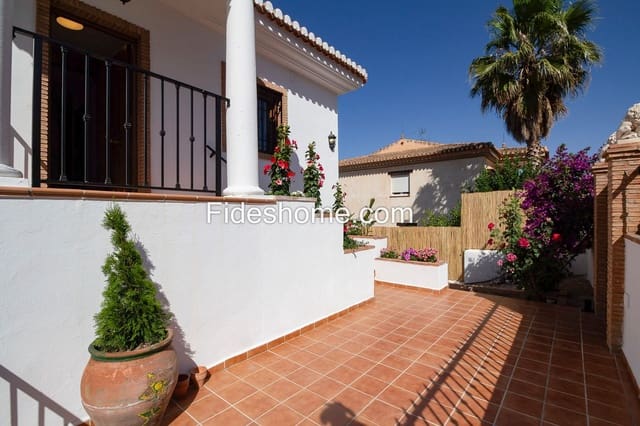 3 slaapkamer Villa te koop in Dúrcal met zwembad garage - € 357.000 (Ref: 9891673)