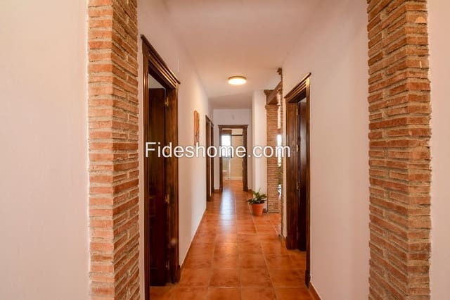 3 slaapkamer Villa te koop in Dúrcal met zwembad garage - € 357.000 (Ref: 9891673)