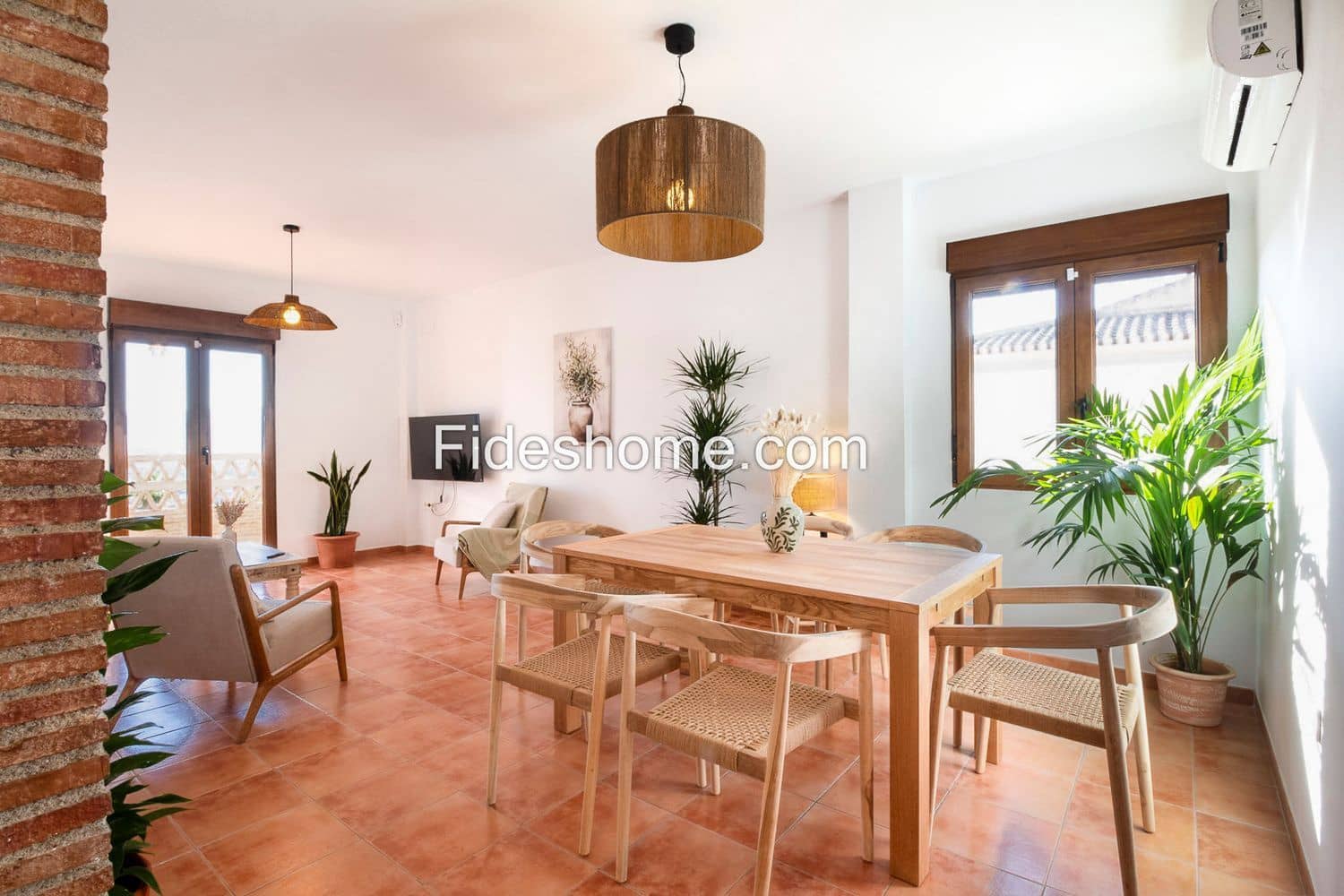 3 bedroom Villa for sale in Durcal with pool garage - € 357,000 (Ref: 9891673)