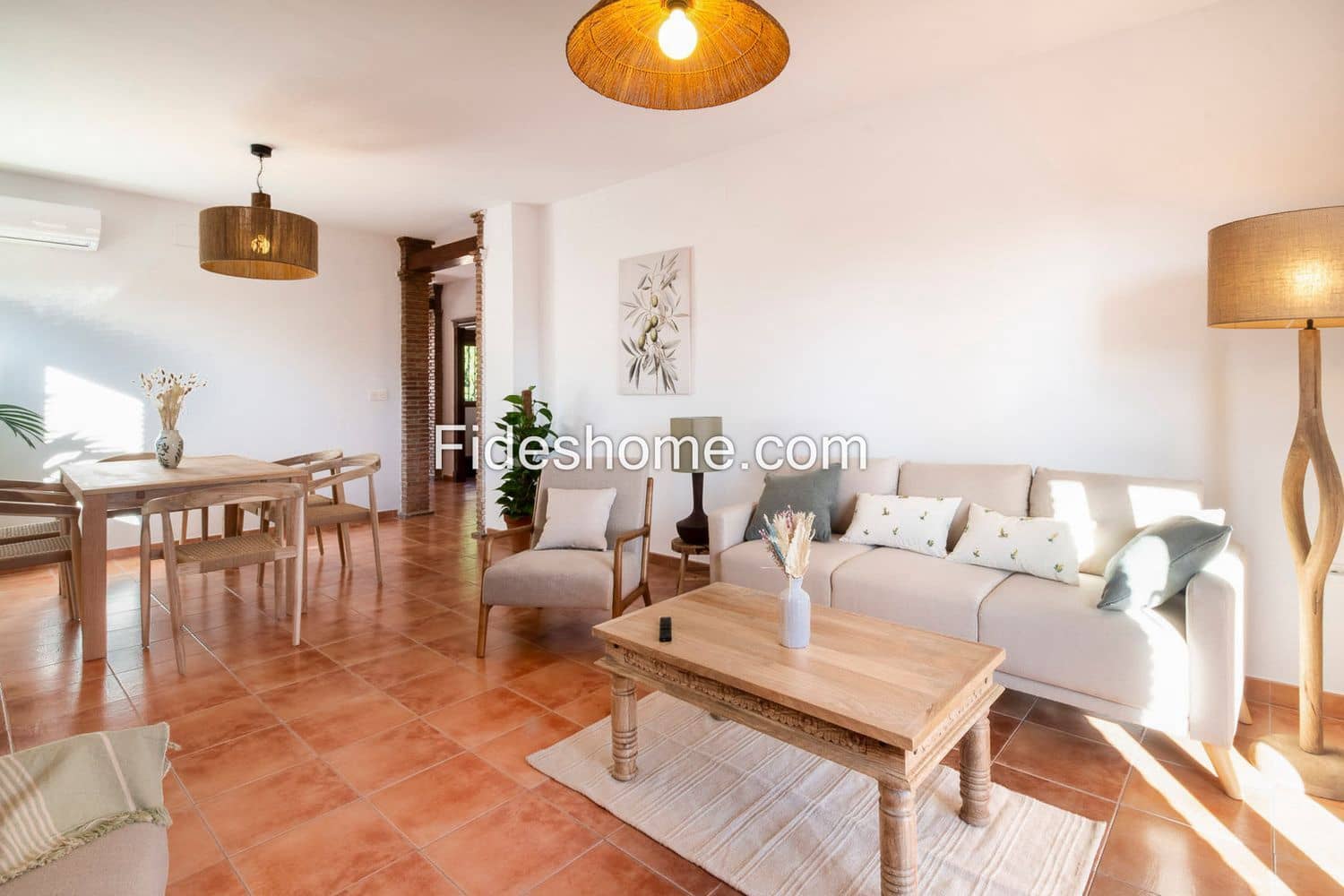 3 bedroom Villa for sale in Durcal with pool garage - € 357,000 (Ref: 9891673)