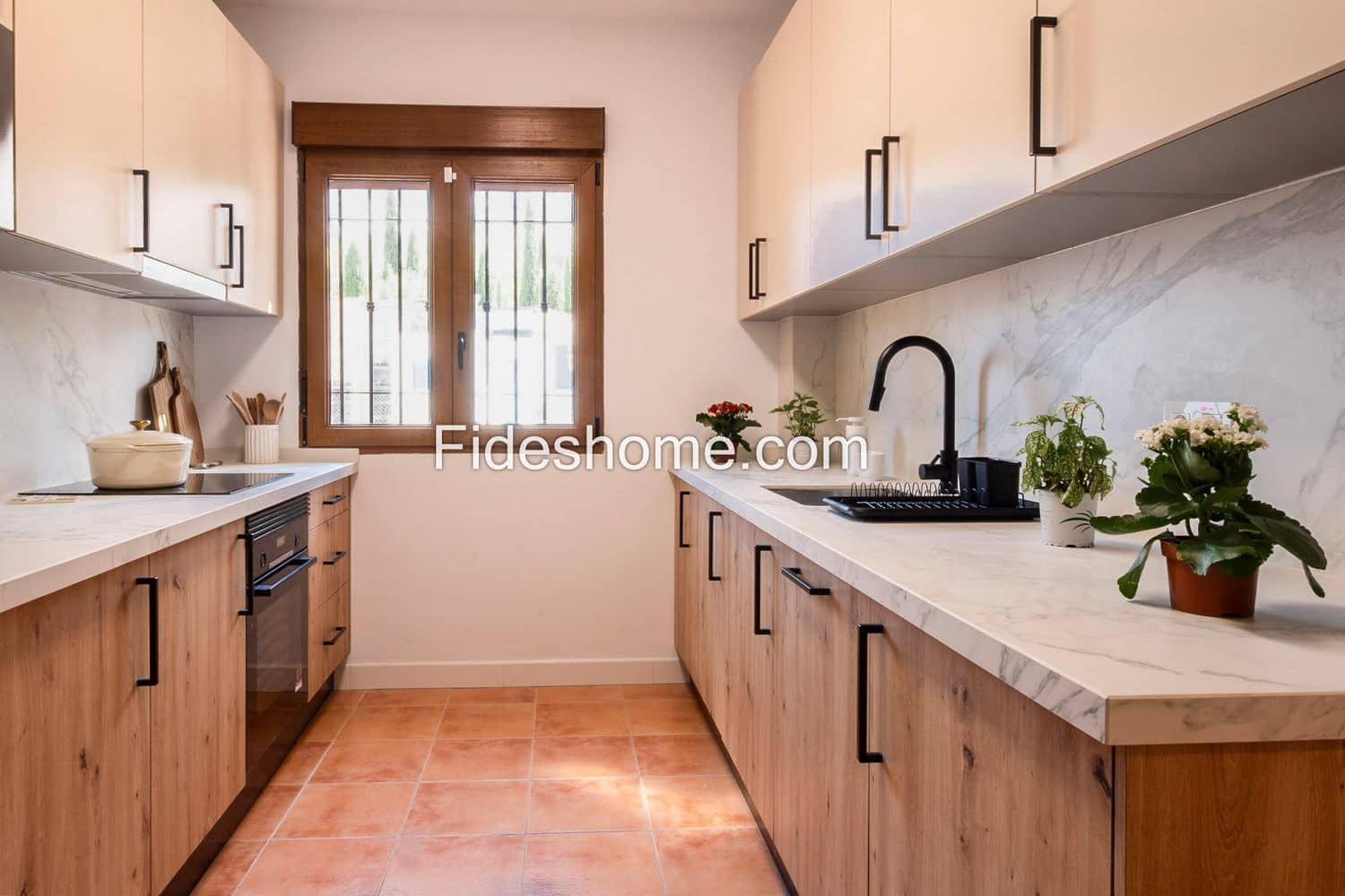 3 bedroom Villa for sale in Durcal with pool garage - € 357,000 (Ref: 9891673)