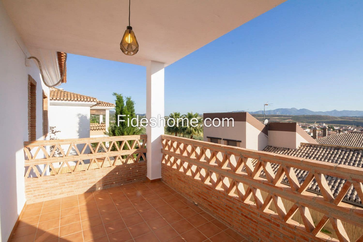 3 bedroom Villa for sale in Durcal with pool garage - € 357,000 (Ref: 9891673)