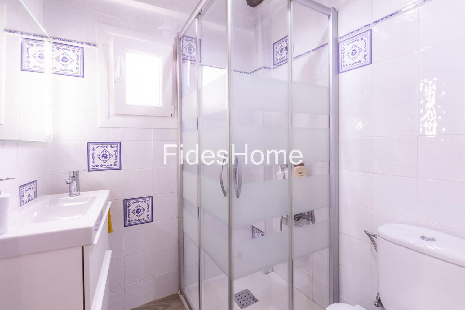 Casa de 3 habitaciones en Lecrín en venta con garaje - 198.000 € (Ref: 9912496)