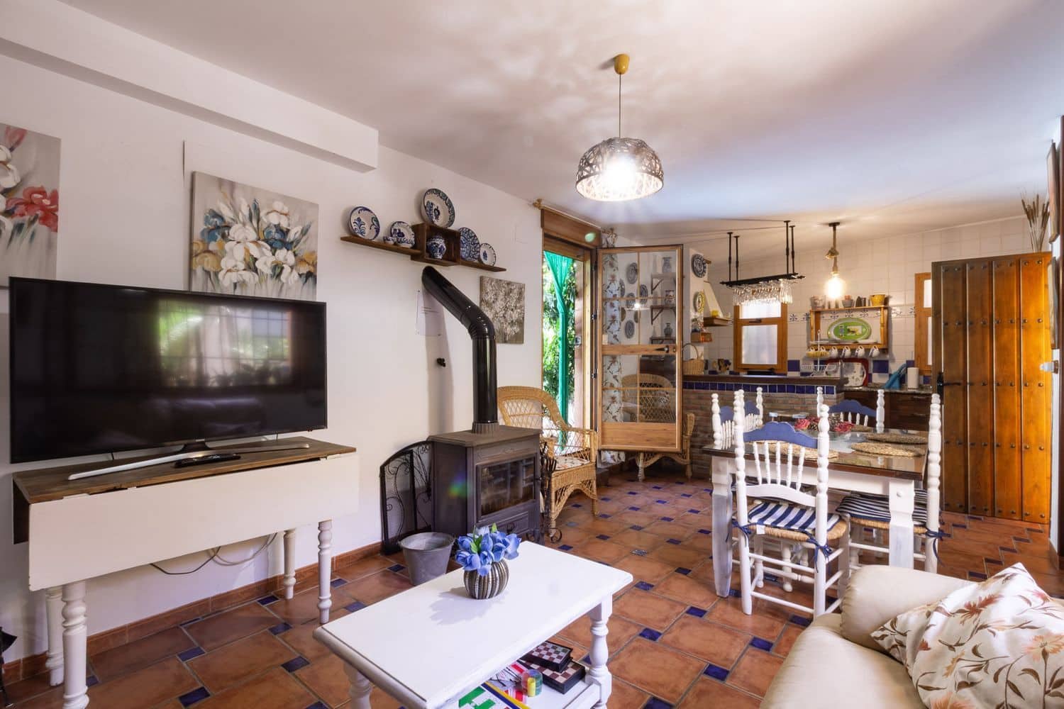 3 soverom Villa til leie i Niguelas med svømmebasseng garasje - € 1 200 (Ref: 9915191)