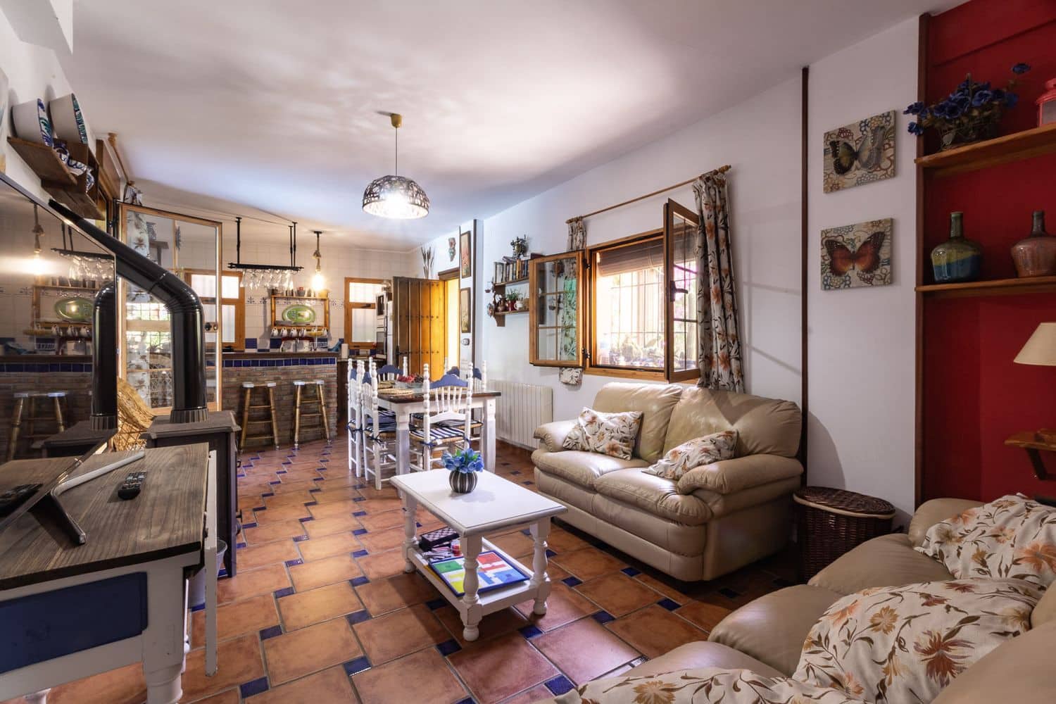 3 soverom Villa til leie i Niguelas med svømmebasseng garasje - € 1 200 (Ref: 9915191)