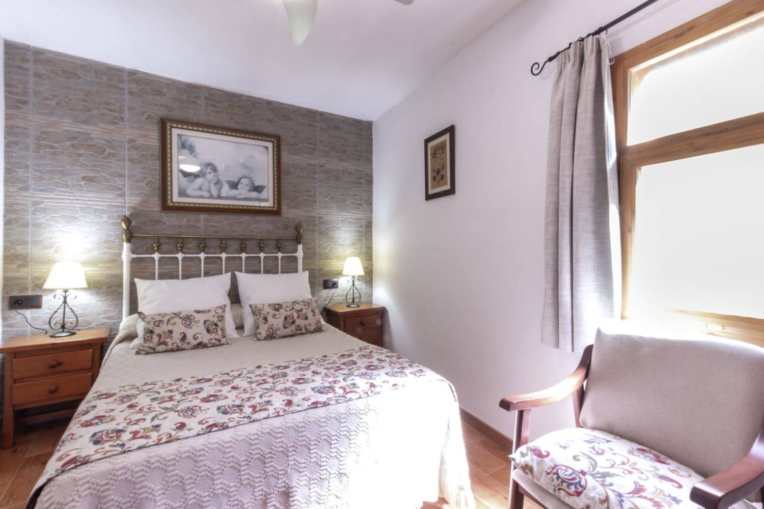 3 soverom Villa til leie i Niguelas med svømmebasseng garasje - € 1 200 (Ref: 9915191)