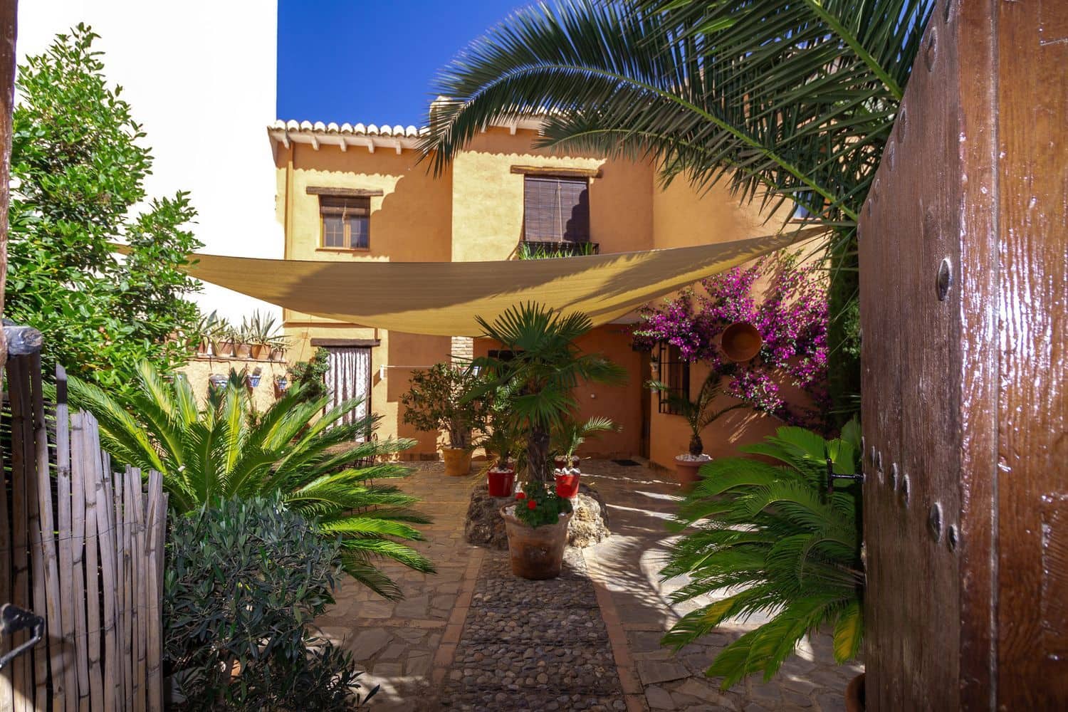 3 soverom Villa til leie i Niguelas med svømmebasseng garasje - € 1 200 (Ref: 9915191)