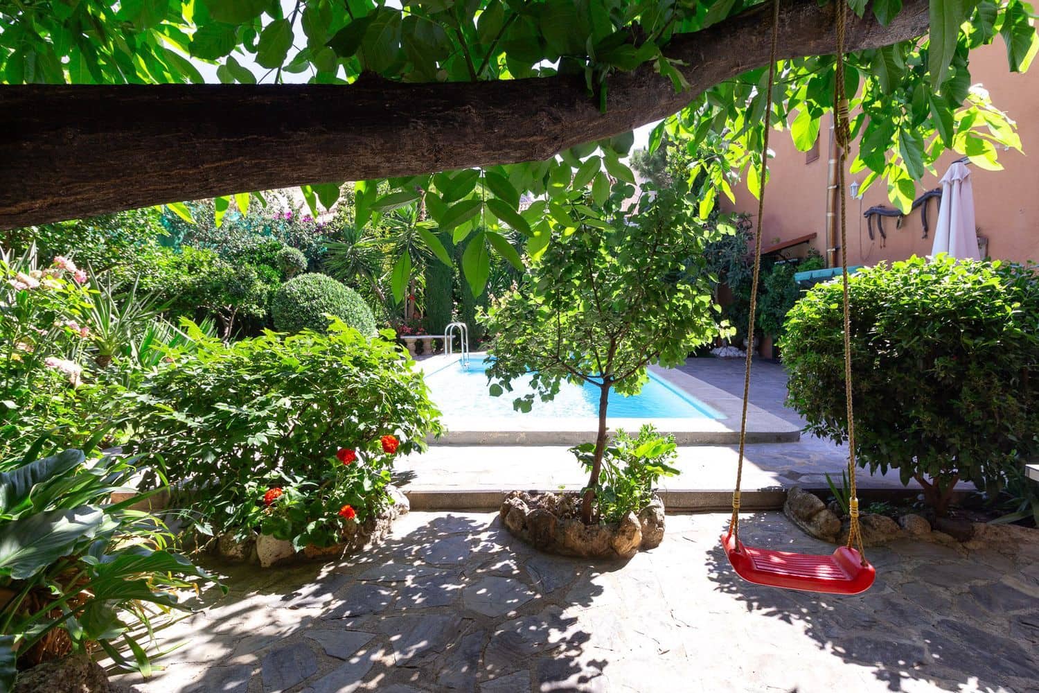 3 soverom Villa til leie i Niguelas med svømmebasseng garasje - € 1 200 (Ref: 9915191)