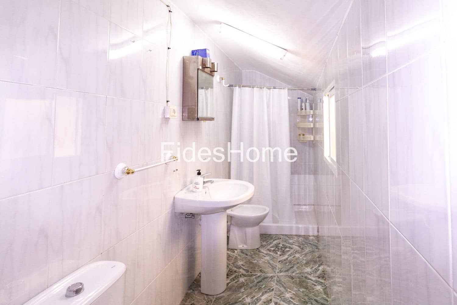 6 quarto Casa em Banda para venda em El Pinar com garagem - 212 000 € (Ref: 9926749)