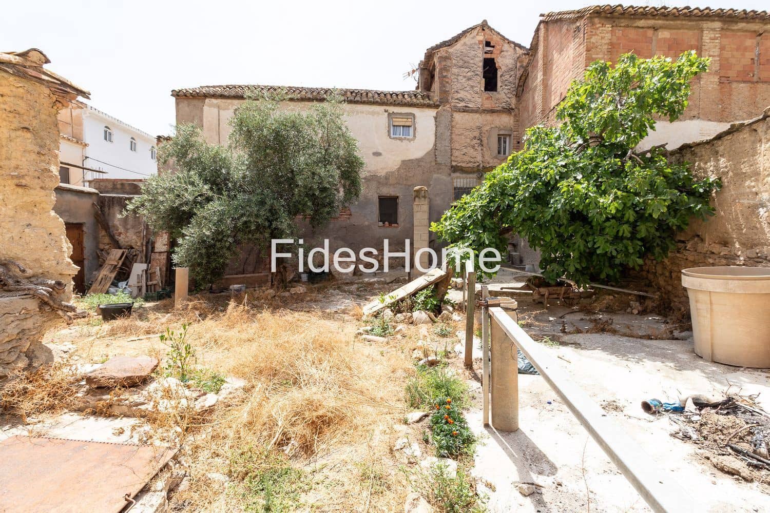 6 quarto Casa em Banda para venda em El Pinar com garagem - 212 000 € (Ref: 9926749)