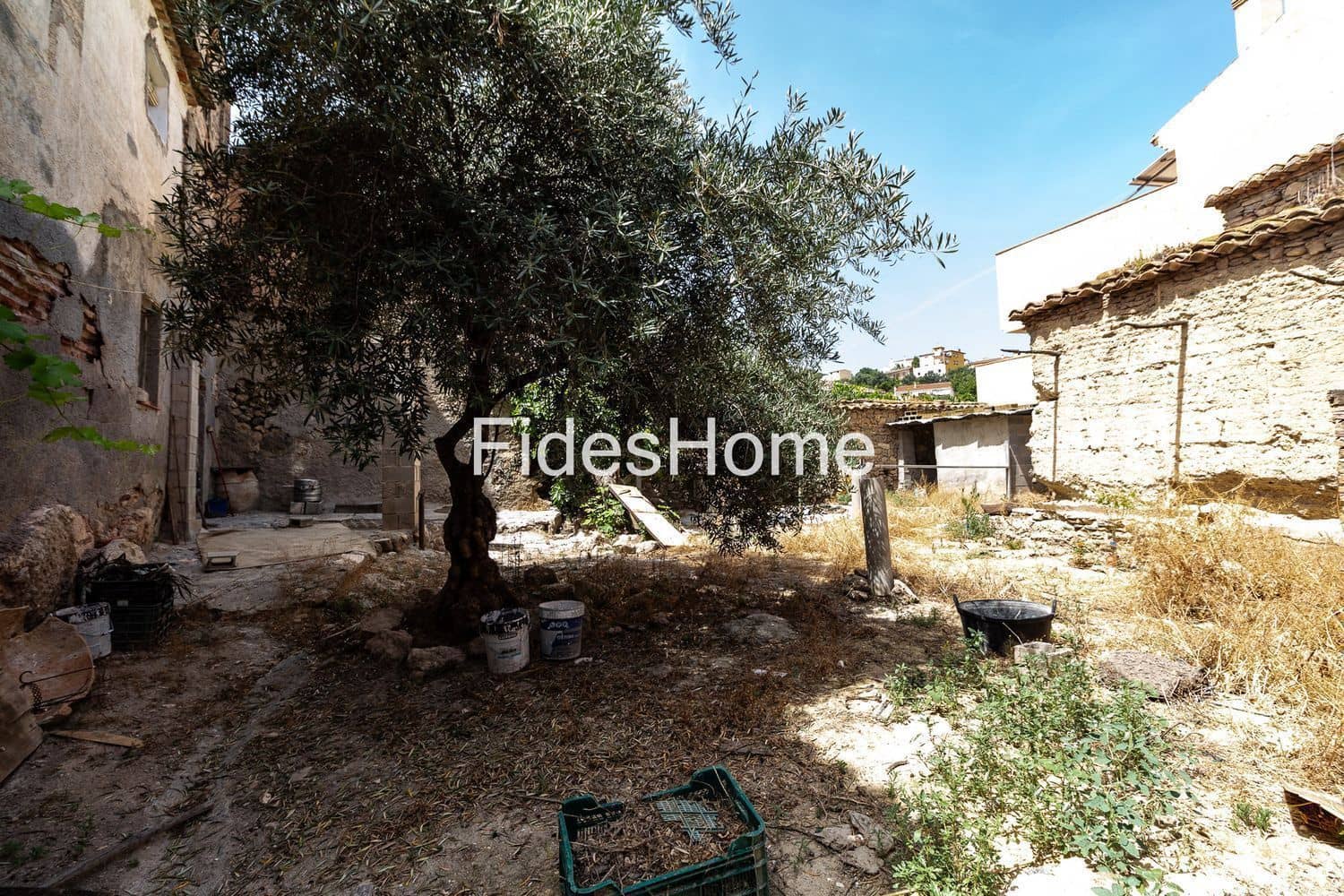 6 quarto Casa em Banda para venda em El Pinar com garagem - 212 000 € (Ref: 9926749)