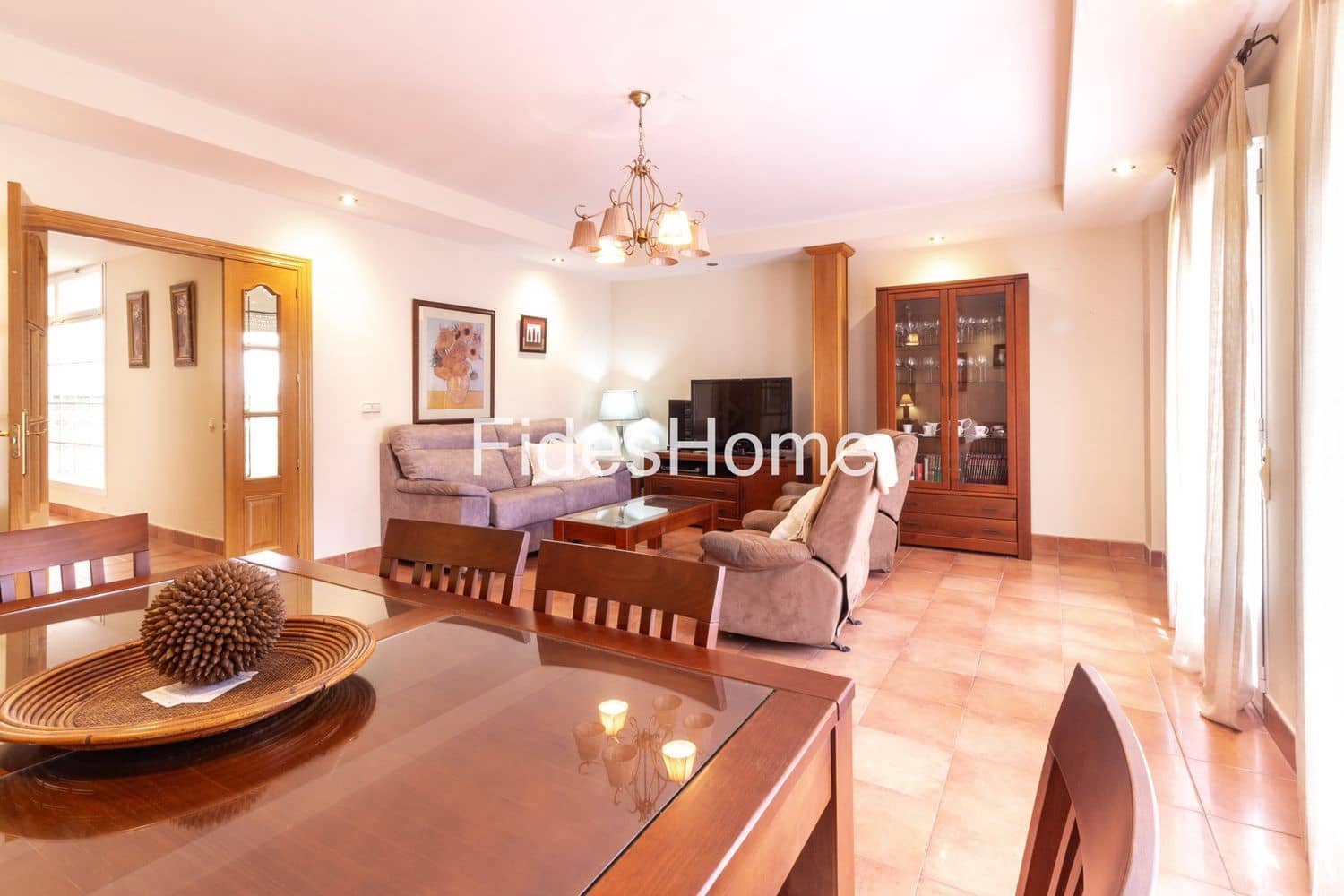 3 bedroom Townhouse for rent in Durcal with garage - € 800 (Ref: 9939256)
