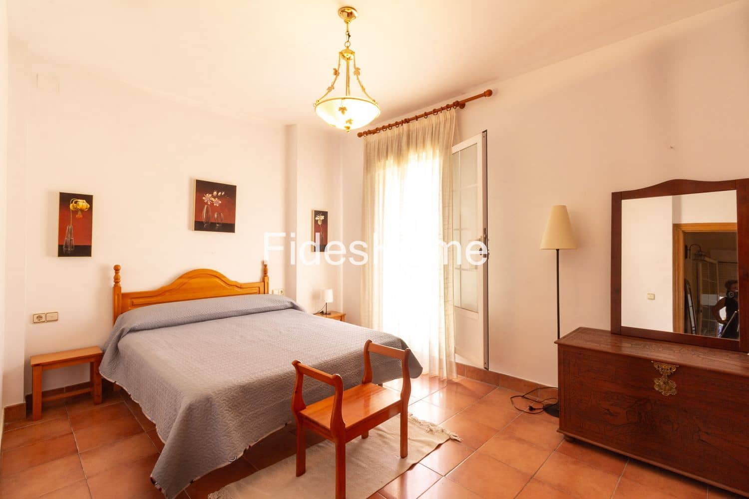 3 bedroom Townhouse for rent in Durcal with garage - € 800 (Ref: 9939256)