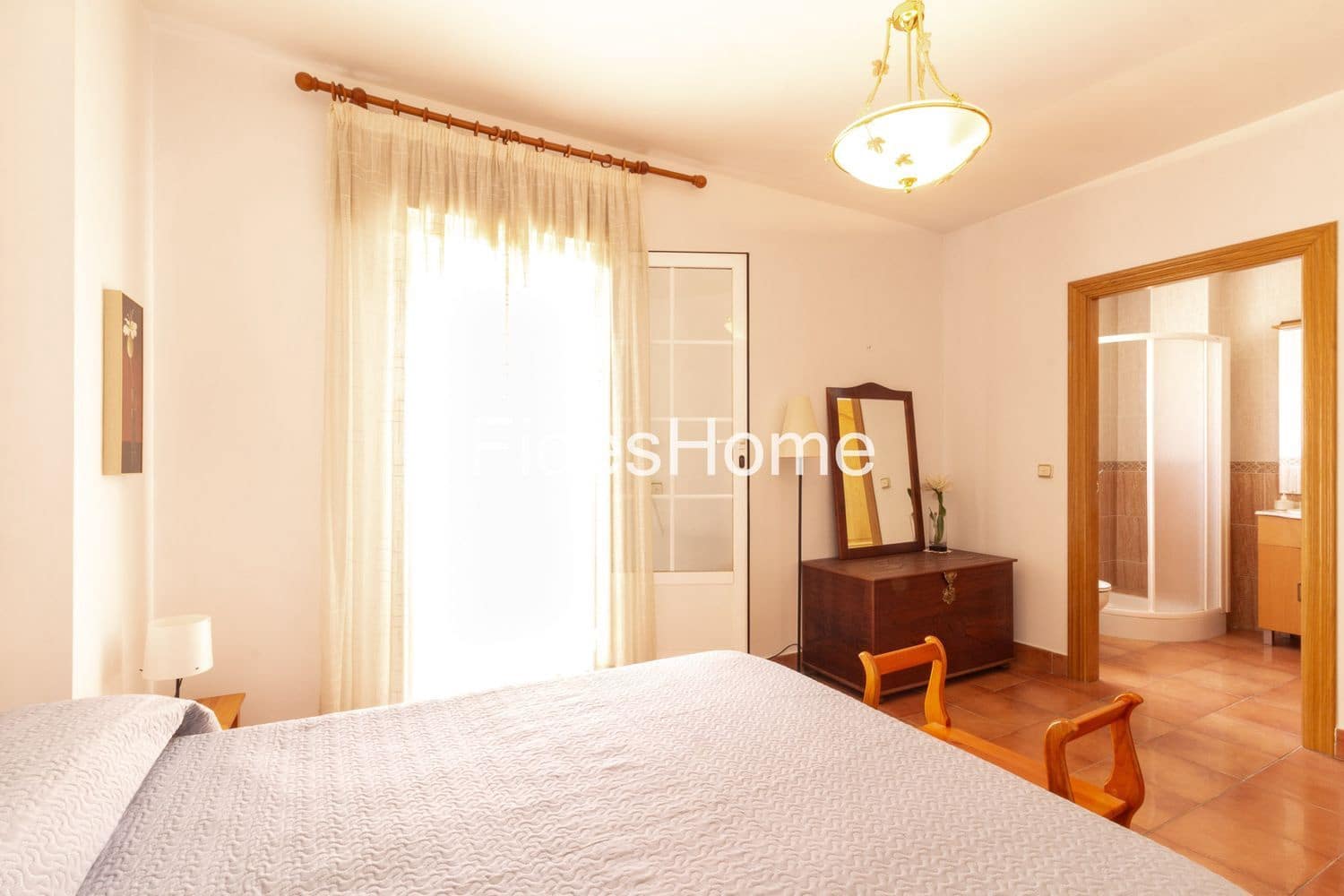 3 bedroom Townhouse for rent in Durcal with garage - € 800 (Ref: 9939256)