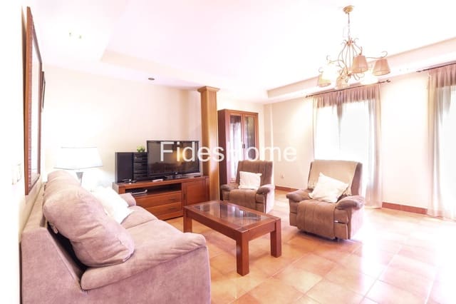 3 bedroom Townhouse for rent in Dúrcal with garage - € 800 (Ref: 9939256)