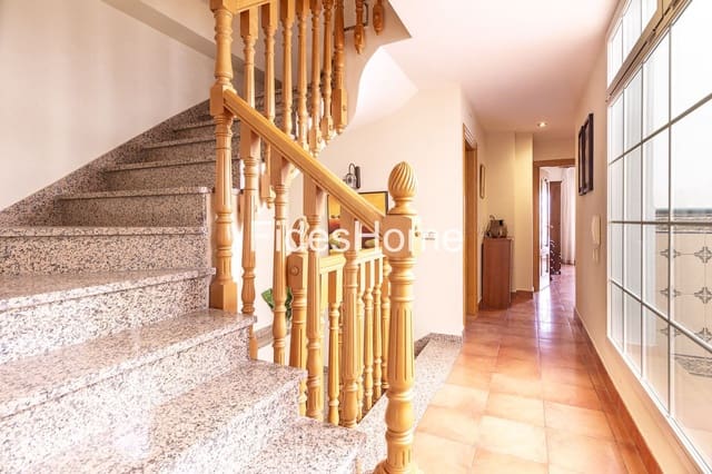 3 bedroom Townhouse for rent in Dúrcal with garage - € 800 (Ref: 9939256)