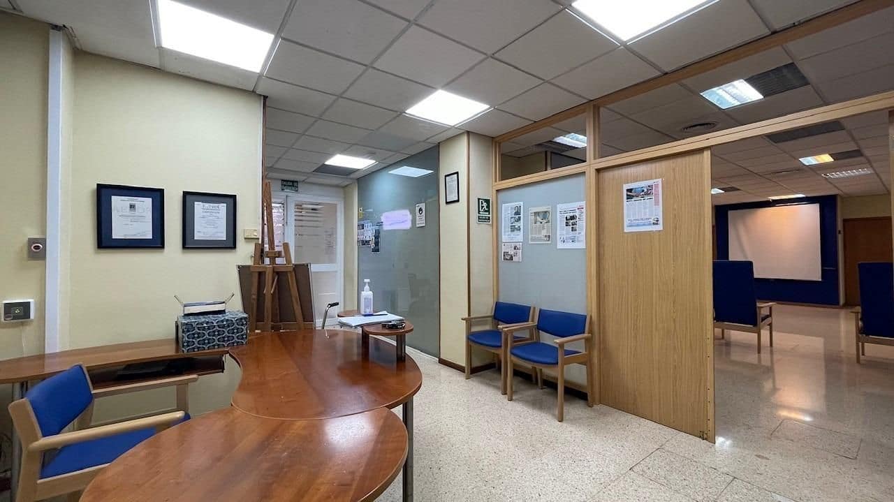 Kommersiell til salgs i Palma de Mallorca - € 620 000 (Ref: 8385611)