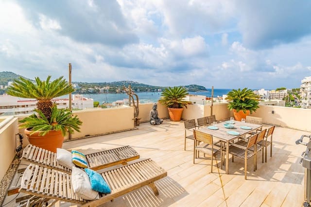 2 bedroom Apartment for sale in Costa de la Calma, Calvià - € 649,000 (Ref: 8549513)