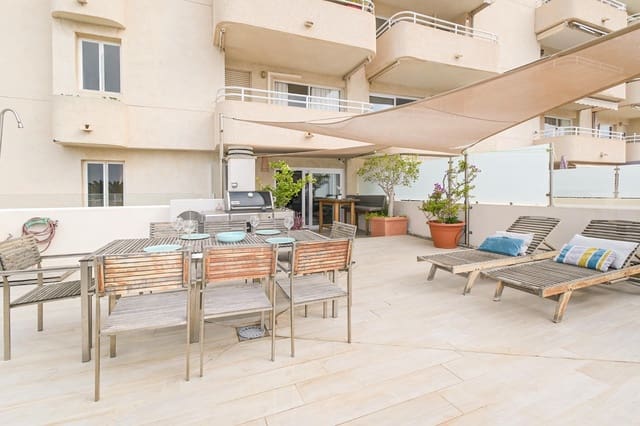 2 bedroom Apartment for sale in Costa de la Calma, Calvià - € 649,000 (Ref: 8549513)