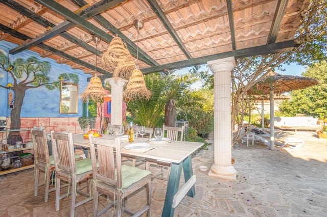 7 slaapkamer Finca/Landhuis te koop in Llucmajor met zwembad - € 1.095.000 (Ref: 8776446)