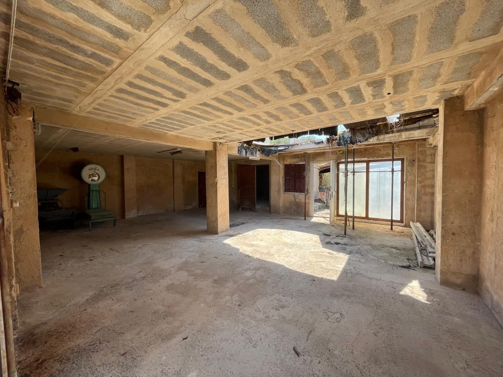 4 sypialnia Finka/Dom wiejski na sprzedaż w Llucmajor - 950 000 € (Ref: 8905370)