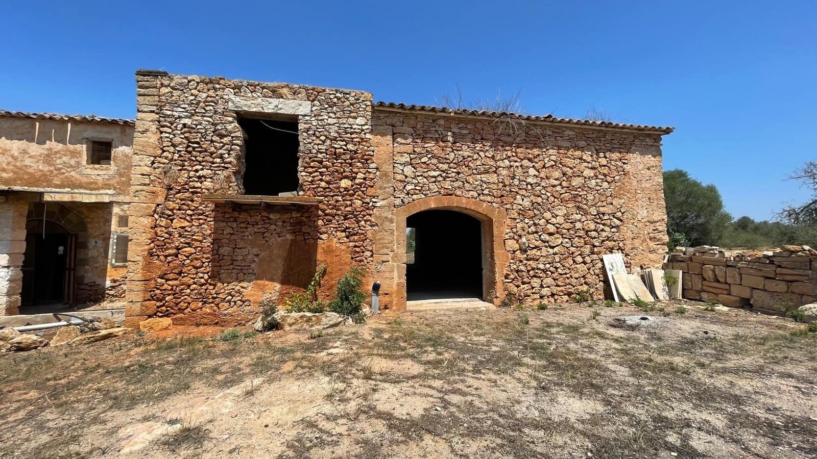 4 sypialnia Finka/Dom wiejski na sprzedaż w Llucmajor - 950 000 € (Ref: 8905370)