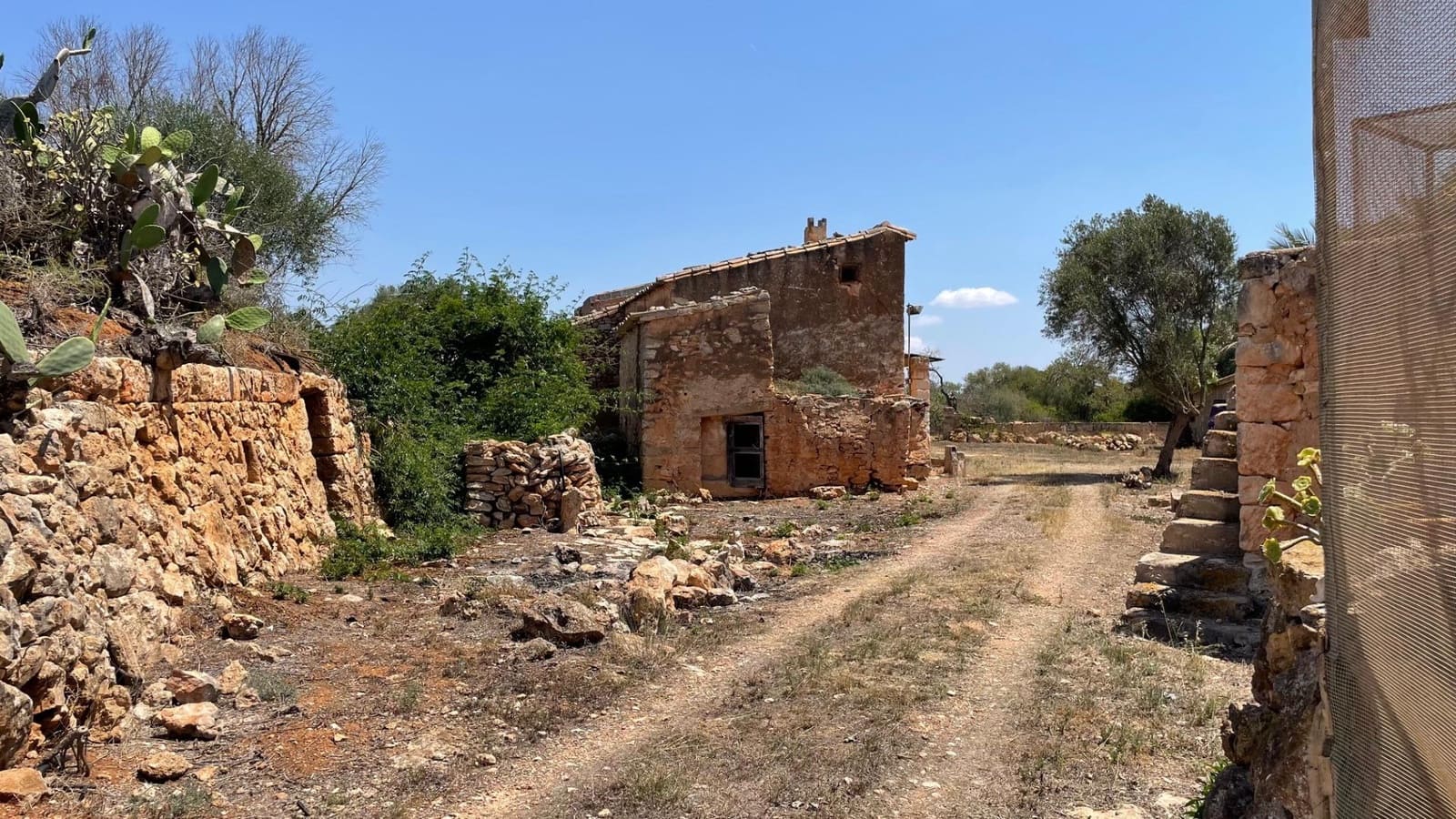 4 sypialnia Finka/Dom wiejski na sprzedaż w Llucmajor - 950 000 € (Ref: 8905370)