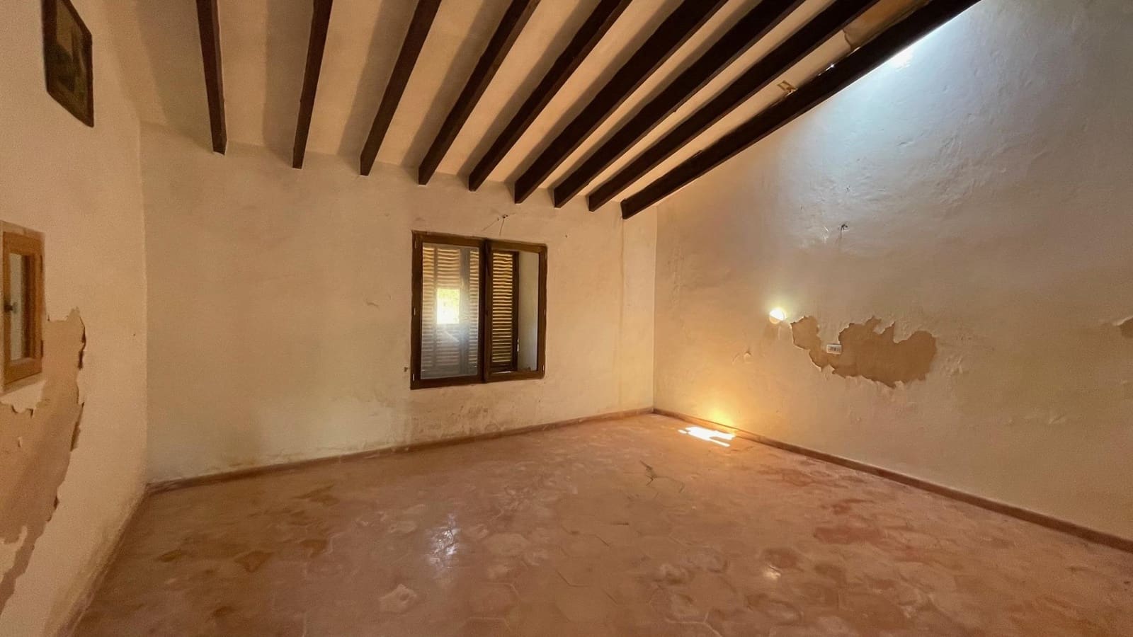 4 makuuhuone Maalaistalo myytävänä paikassa Llucmajor - 950 000 € (Ref: 8905370)