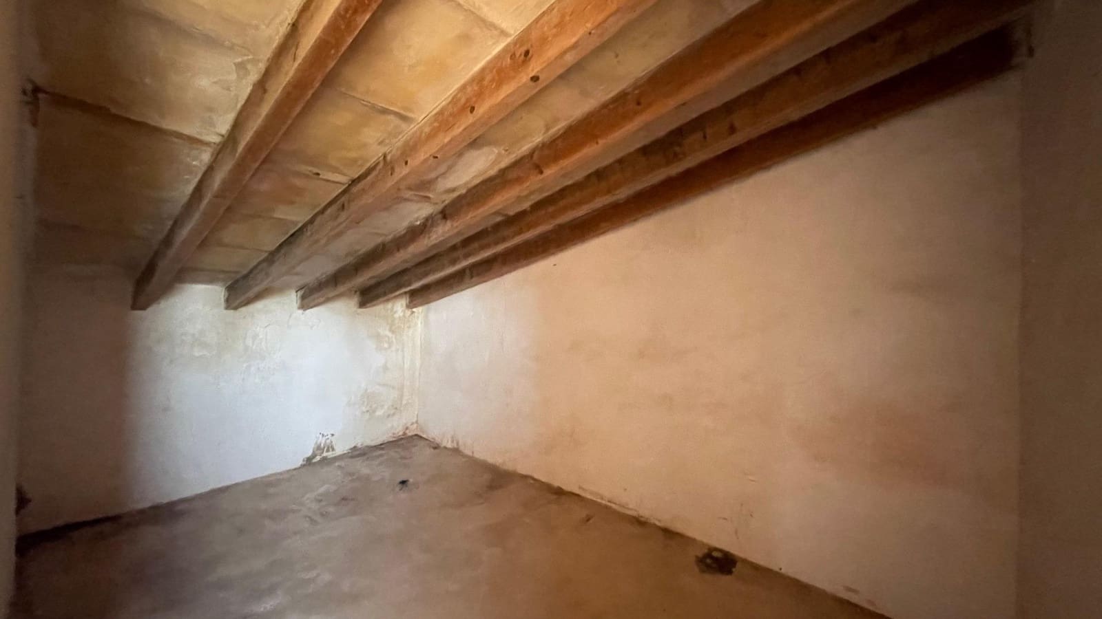 4 makuuhuone Maalaistalo myytävänä paikassa Llucmajor - 950 000 € (Ref: 8905370)