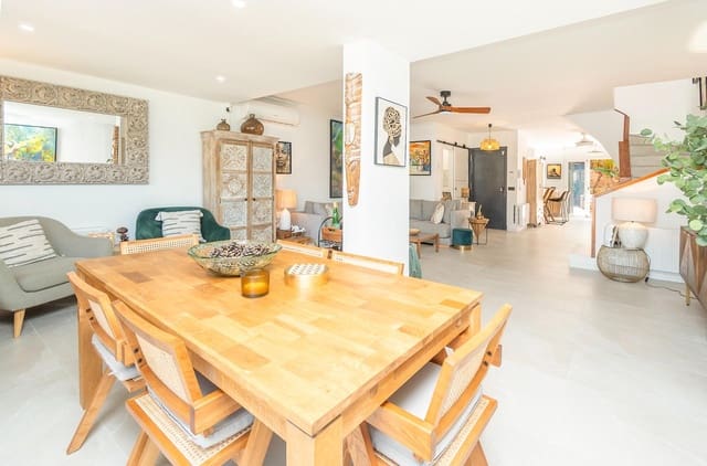 2 bedroom Terraced Villa for sale in Cala Mayor, Palma de Mallorca with garage - € 690,000 (Ref: 8950828)