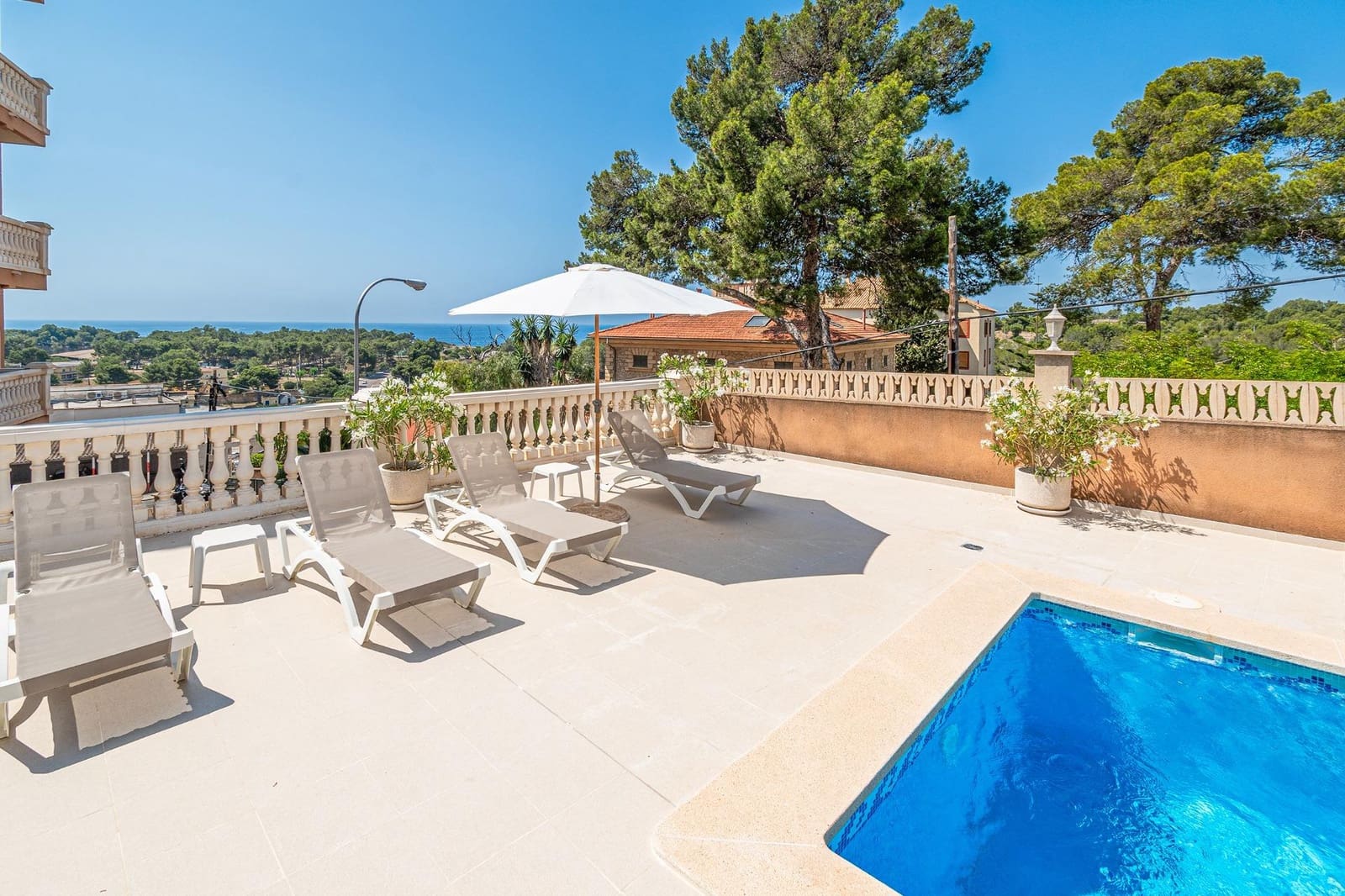 3 makuuhuone Huoneisto myytävänä paikassa Palma de Mallorca mukana uima-altaan - 670 000 € (Ref: 9057731)