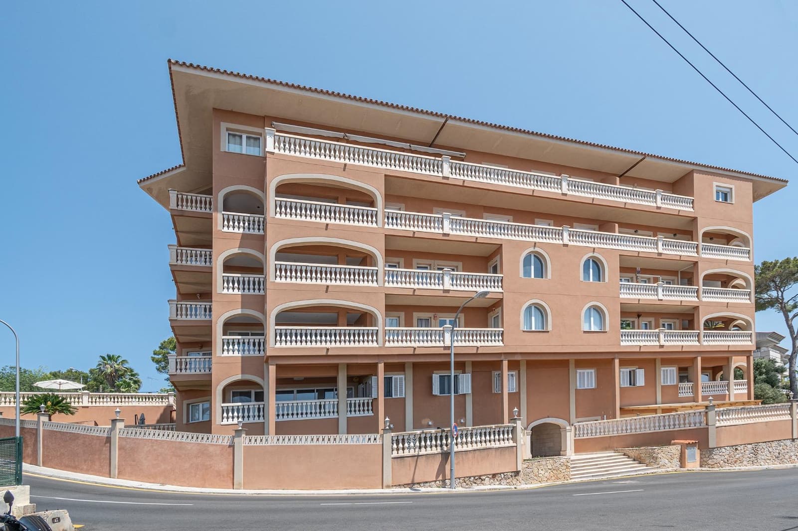 3 bedroom Apartment for sale in Palma de Mallorca with pool - € 670,000 (Ref: 9057731)