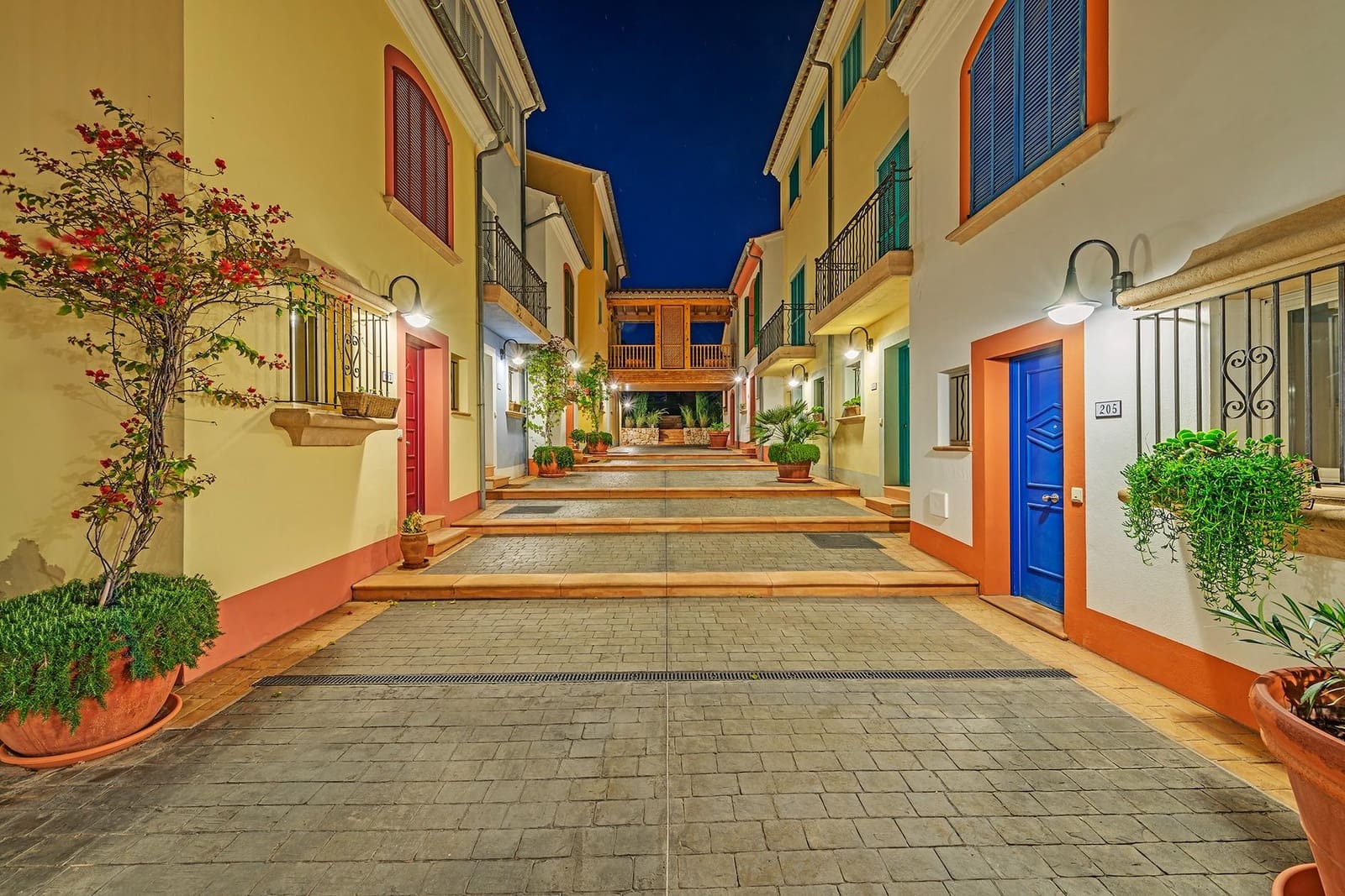 3 bedroom Flat for sale in Portocolom with pool - € 560,000 (Ref: 9078092)