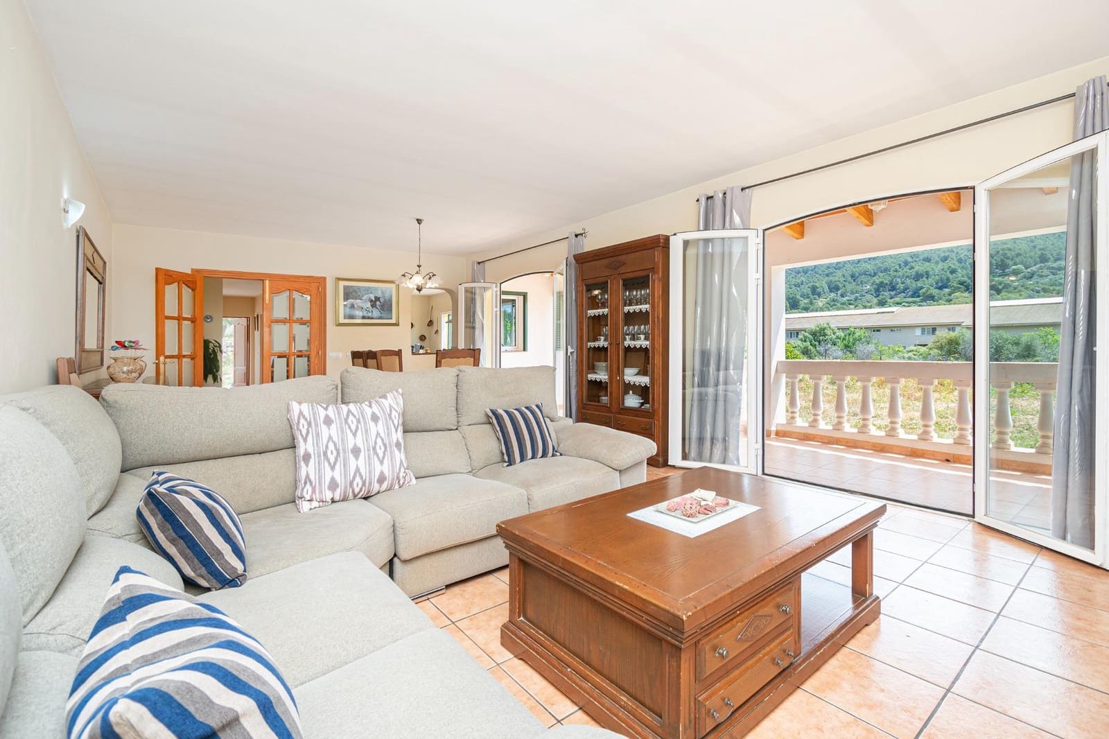 5 soveværelse Finca/Landehus til salg i Andratx - € 750.000 (Ref: 9095379)