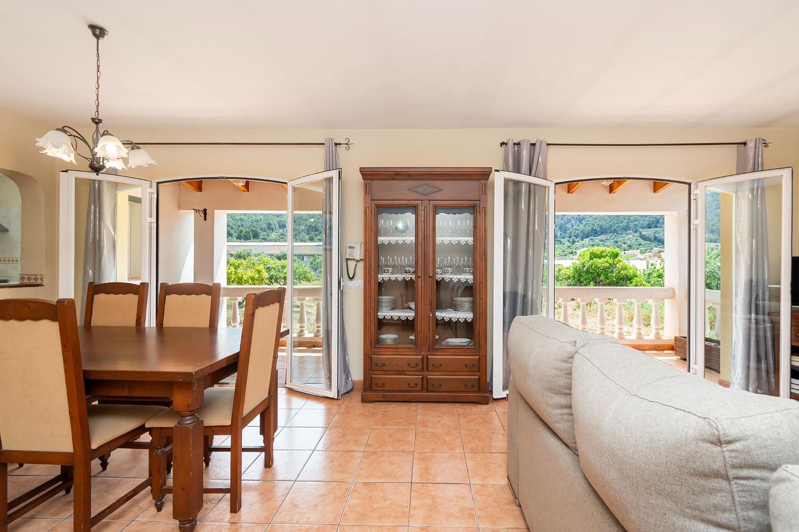 5 soveværelse Finca/Landehus til salg i Andratx - € 750.000 (Ref: 9095379)