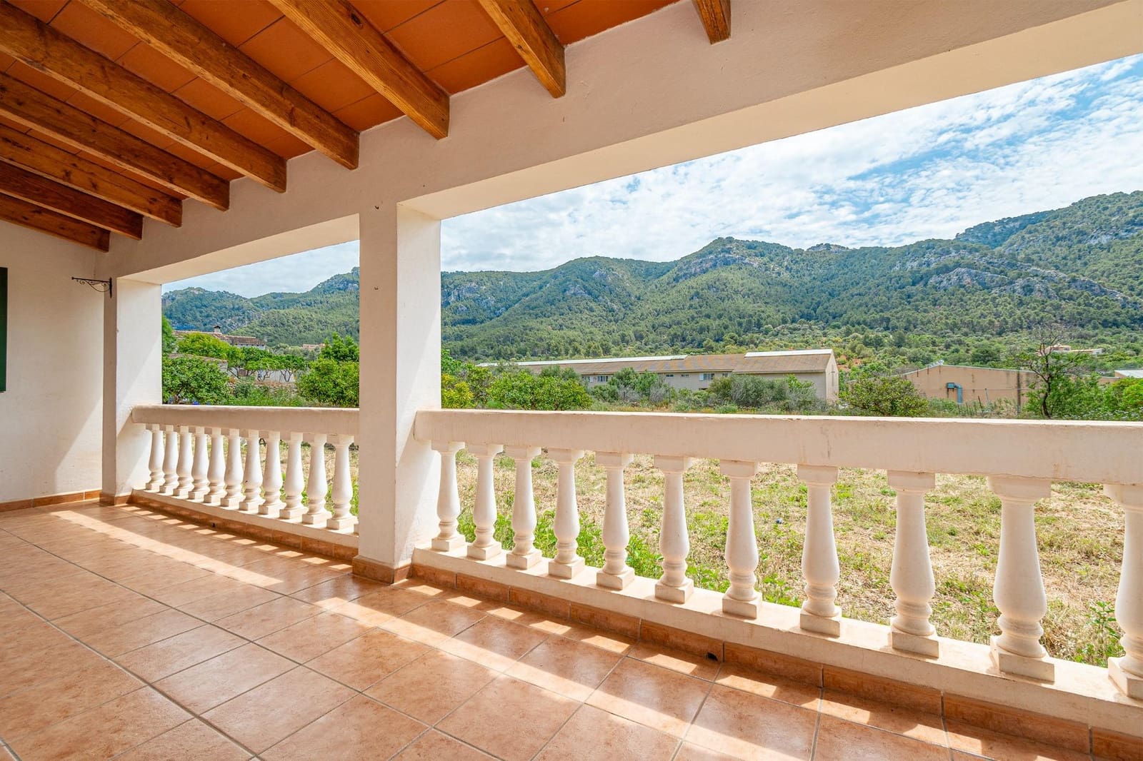 5 soveværelse Finca/Landehus til salg i Andratx - € 750.000 (Ref: 9095379)