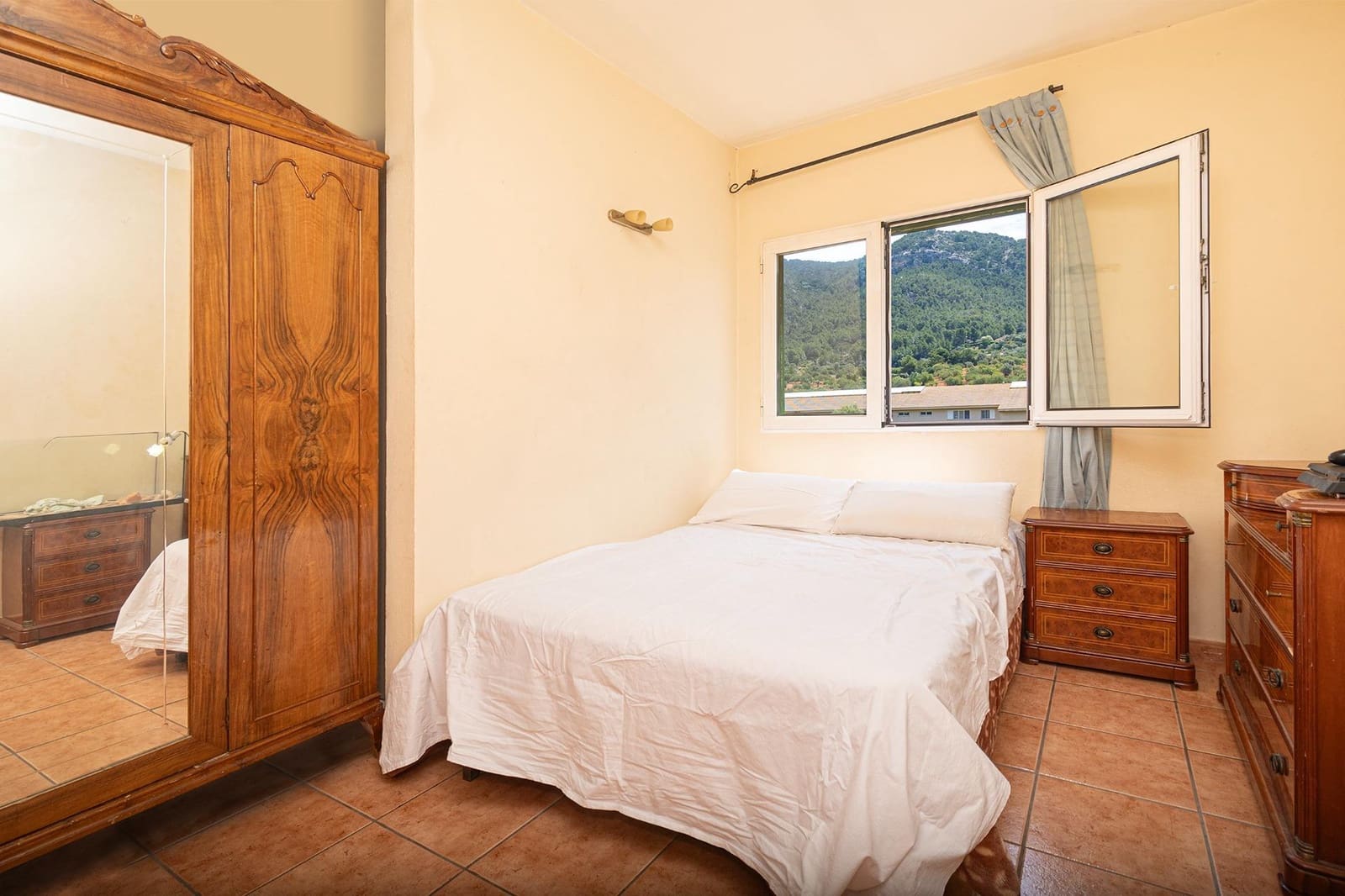 5 soveværelse Finca/Landehus til salg i Andratx - € 750.000 (Ref: 9095379)