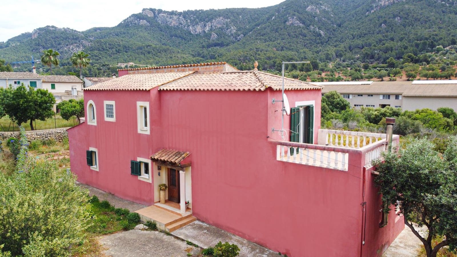 5 soveværelse Finca/Landehus til salg i Andratx - € 750.000 (Ref: 9095379)