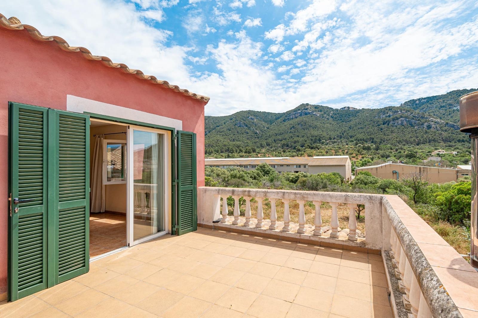 5 soveværelse Finca/Landehus til salg i Andratx - € 750.000 (Ref: 9095379)