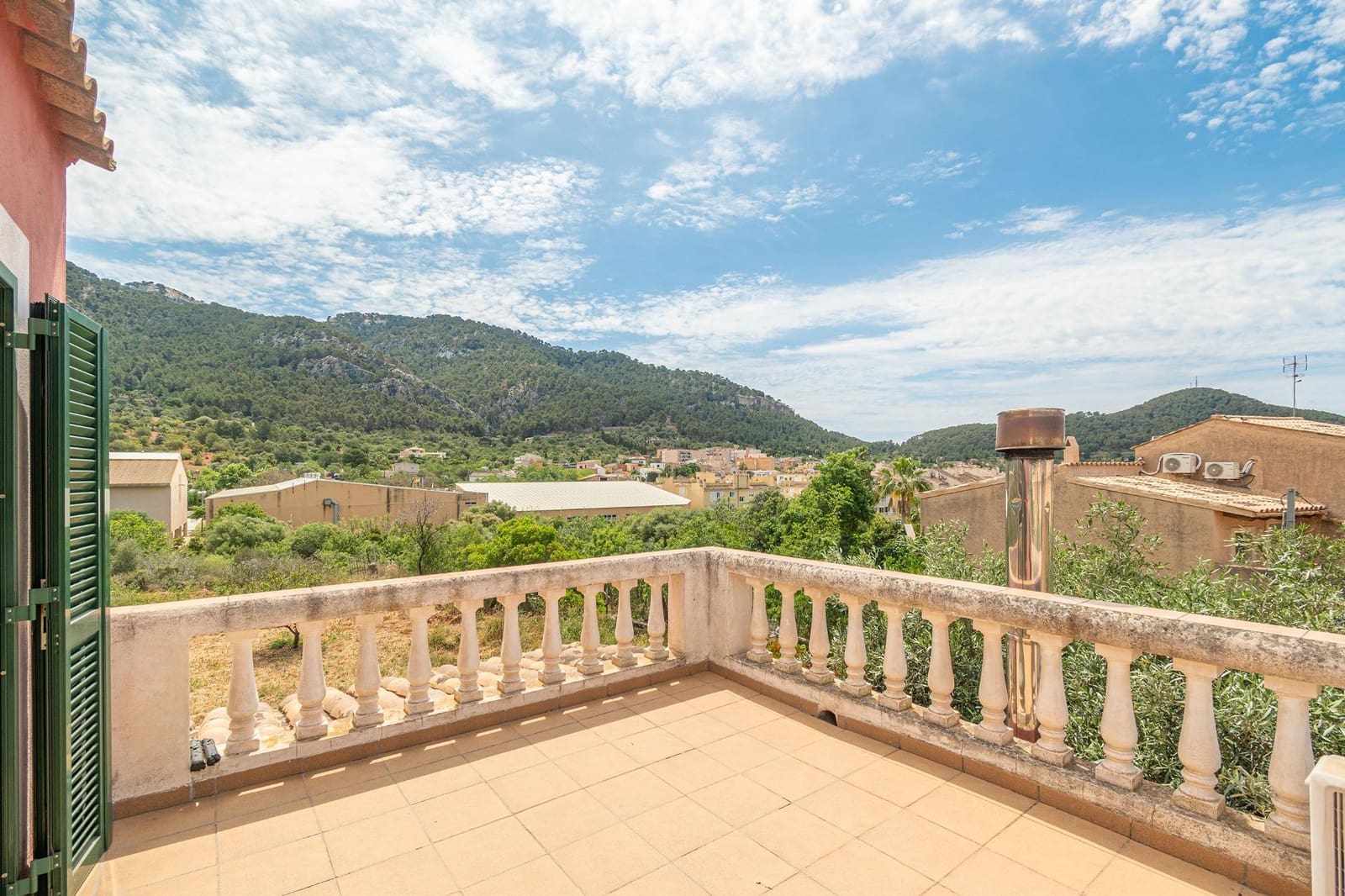 5 soveværelse Finca/Landehus til salg i Andratx - € 750.000 (Ref: 9095379)