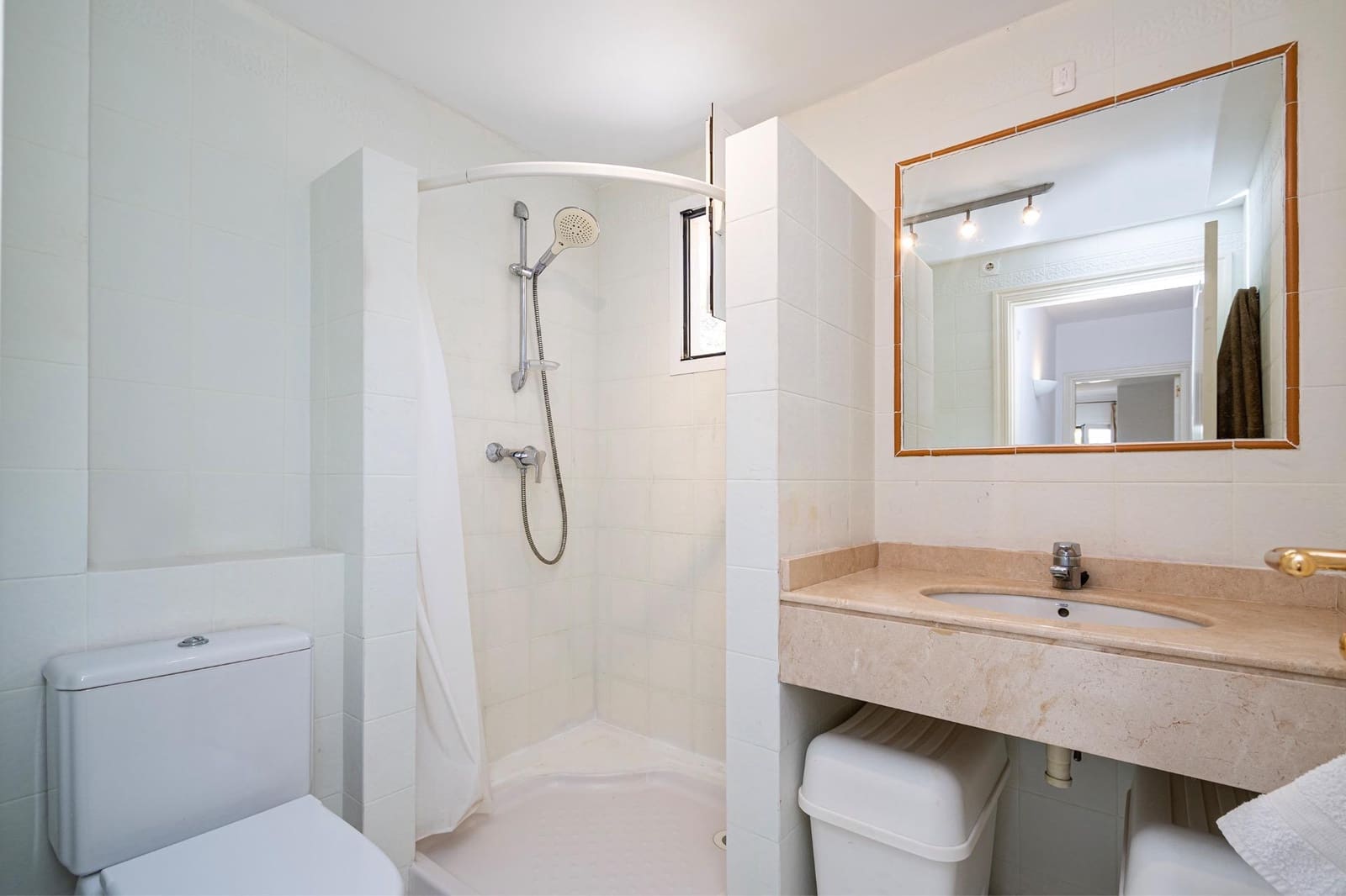 2 soveværelse Lejlighed til salg i Santa Ponsa med swimmingpool - € 685.000 (Ref: 9103011)