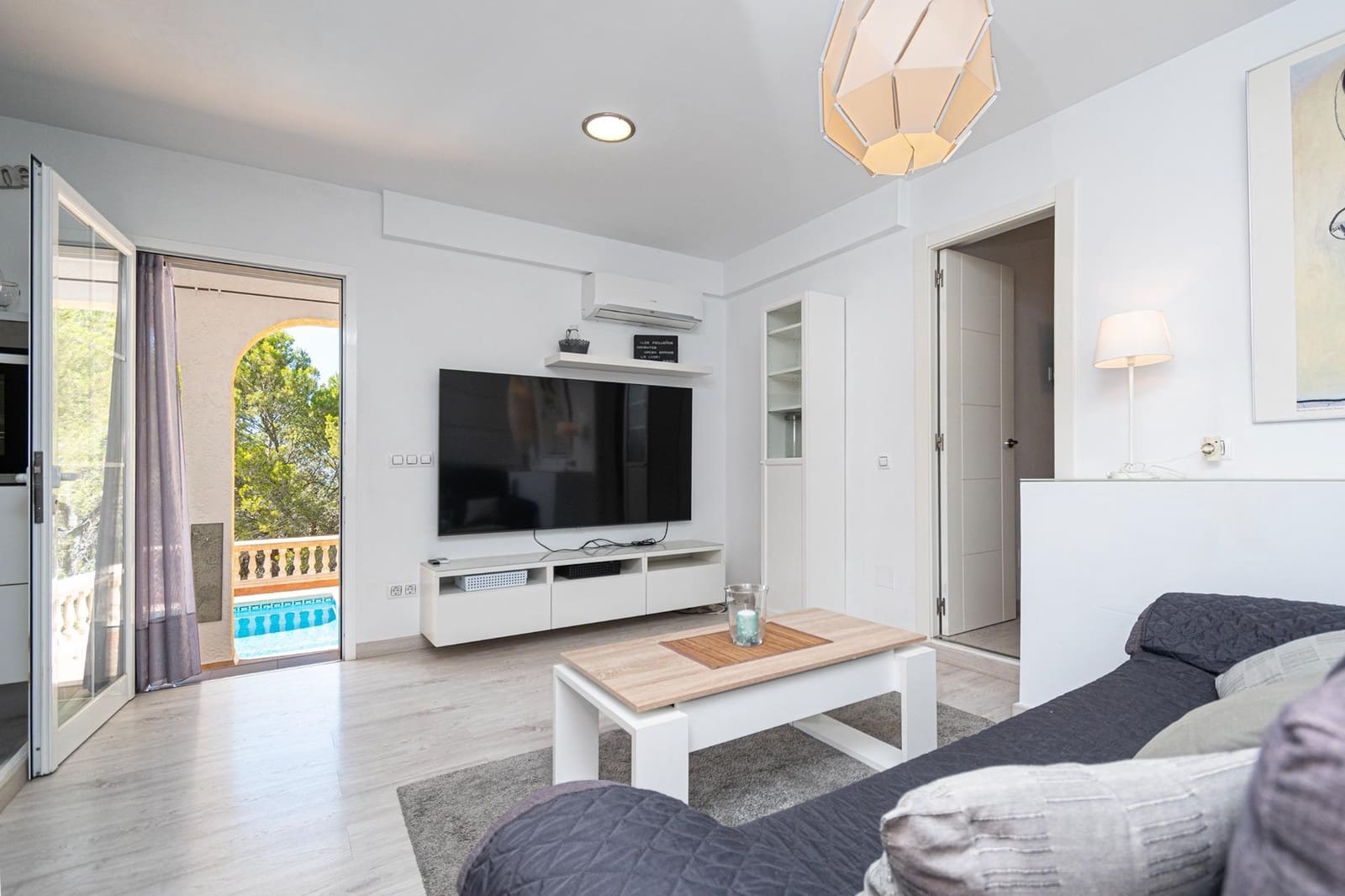 5 soverom Villa til salgs i Costa de la Calma med svømmebasseng garasje - € 1 595 000 (Ref: 9116266)