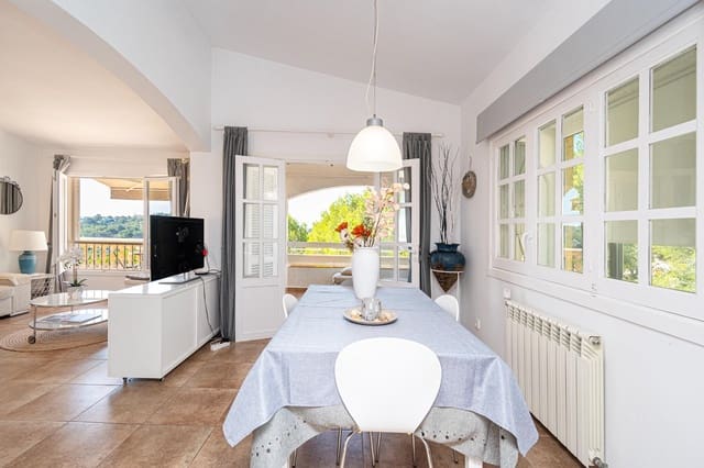 5 slaapkamer Villa te koop in Costa de la Calma, Calvià met zwembad garage - € 1.595.000 (Ref: 9116266)