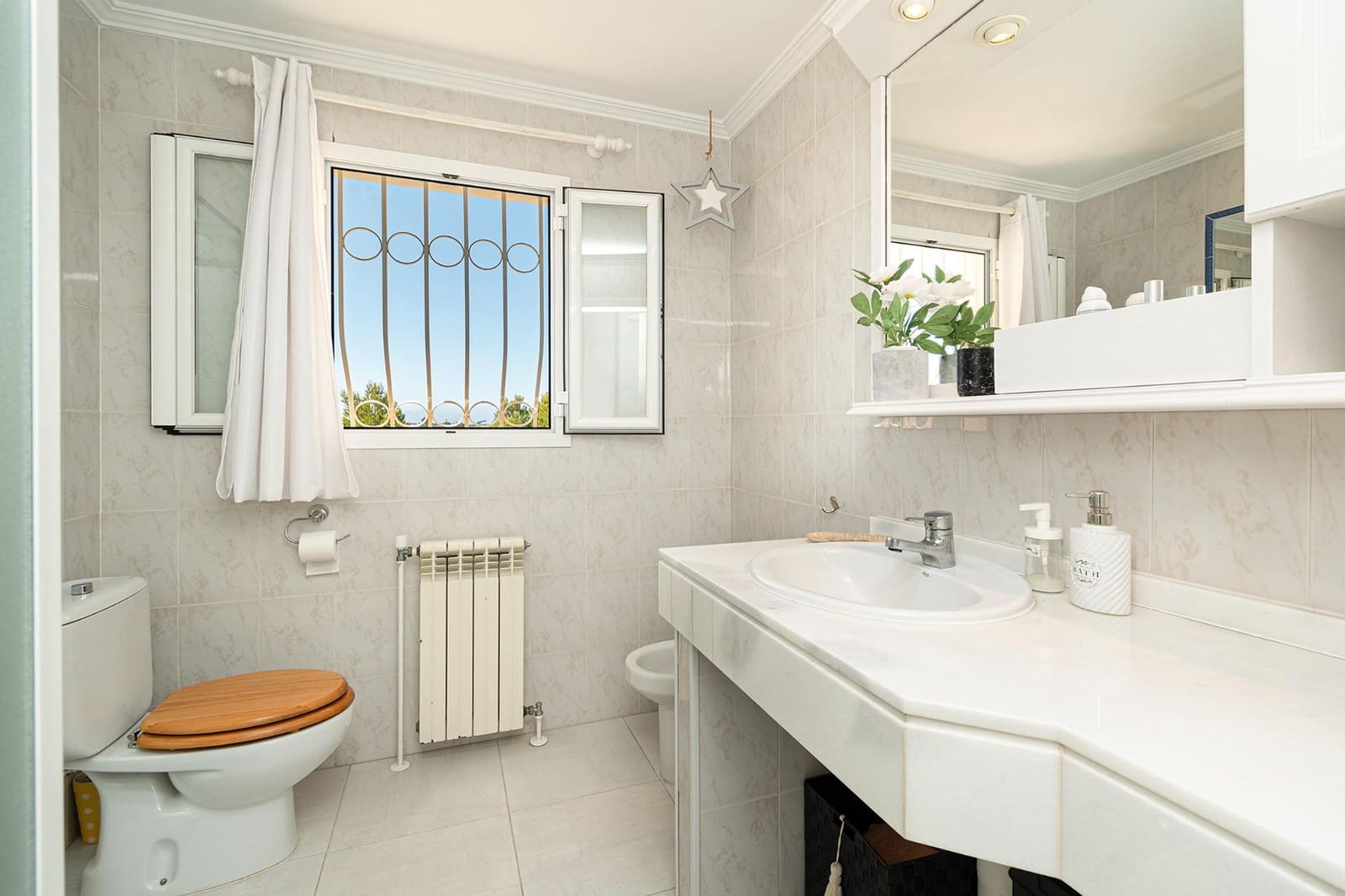 5 soverom Villa til salgs i Costa de la Calma med svømmebasseng garasje - € 1 595 000 (Ref: 9116266)