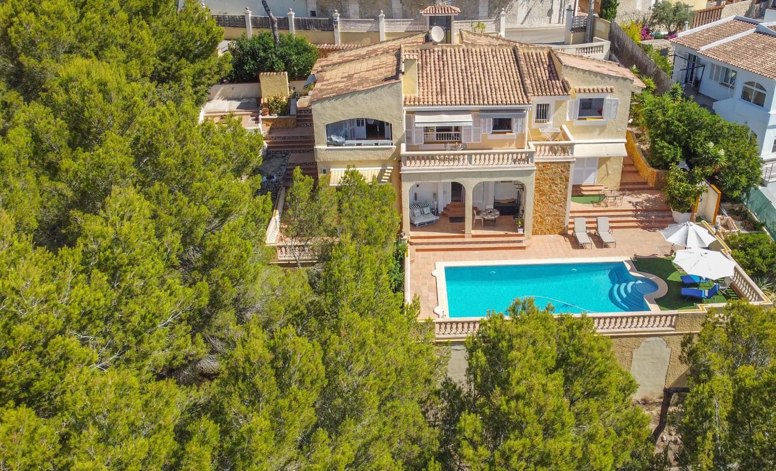 5 soverom Villa til salgs i Costa de la Calma med svømmebasseng garasje - € 1 595 000 (Ref: 9116266)