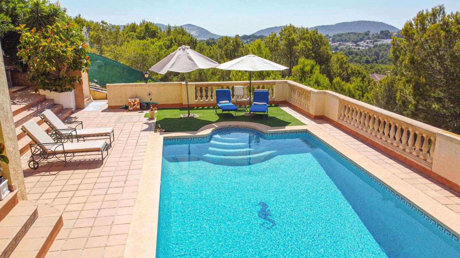 5 soverom Villa til salgs i Costa de la Calma med svømmebasseng garasje - € 1 595 000 (Ref: 9116266)