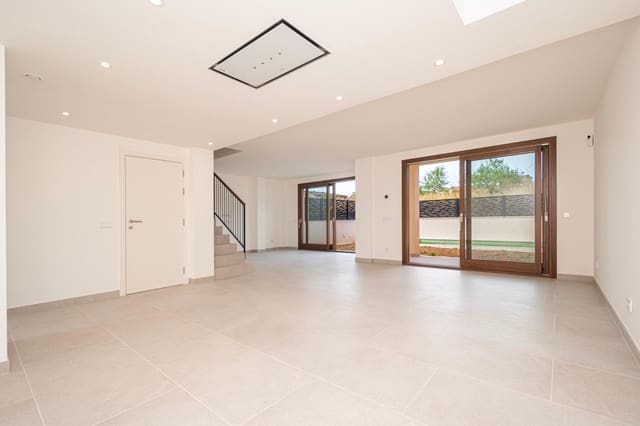 3 bedroom Villa for sale in Alaró with garage - € 1,150,000 (Ref: 9125215)