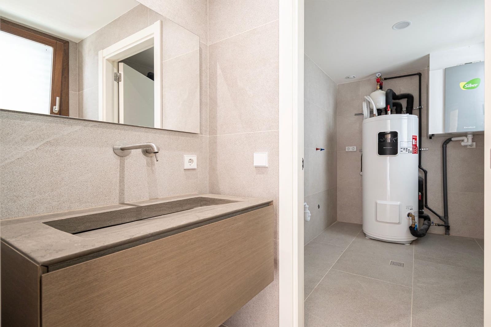 3 slaapkamer Villa te koop in Alaro met garage - € 1.150.000 (Ref: 9125215)