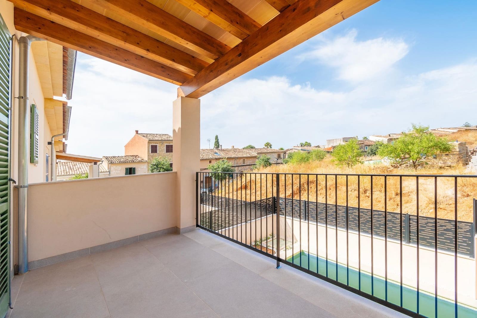 3 slaapkamer Villa te koop in Alaro met garage - € 1.150.000 (Ref: 9125215)